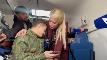Многодетному бойцу, которого сегодня вернули в Россию, в плену придавали сил фотографии его младшего ребёнка