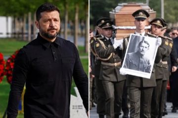 Цирк с костями. Зеленский с почетом хоронит нацистов, на очереди Бандера