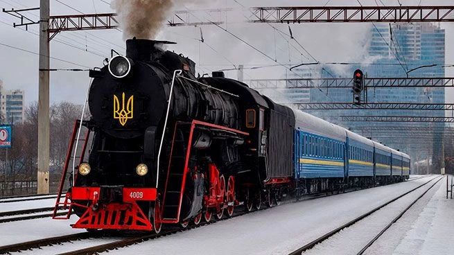 Украина переходит на паровозы, до телег с волами рукой подать