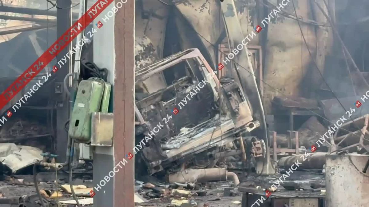 Подробности удара двух реактивных ВСУшных БПЛА по гражданским объектам в Луганске