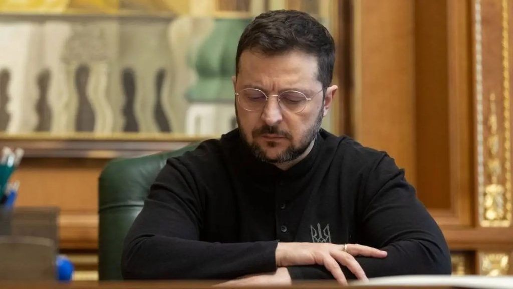 Политолог Орсини назвал причины спекуляций Зеленского по поводу прекращения огня