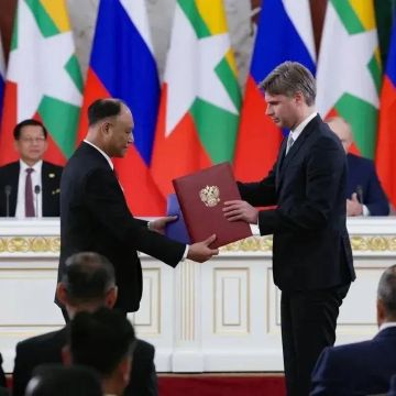 Россия подготовит первого мьянманского космонавта