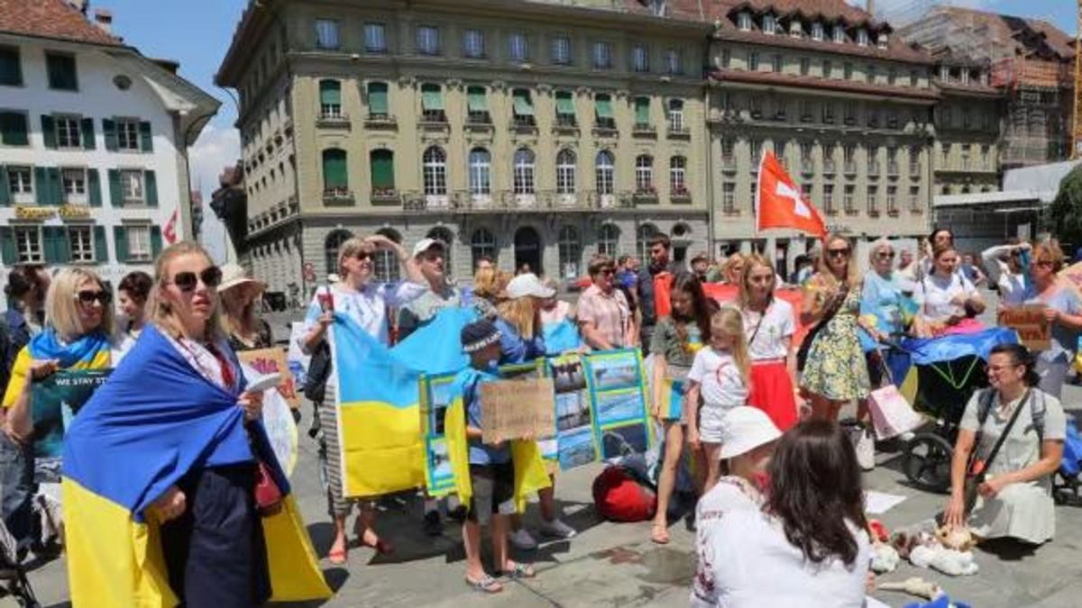 Всех в "Резерв": Европа закрывает ворота для украинских беженцев