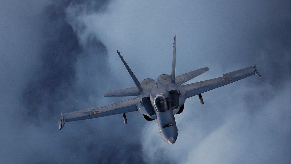 Польша подняла военную авиацию на фоне якобы активизации России на Украине