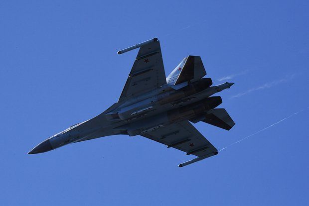 MWM: Российский истребитель Су-35 проник в Сумщину и выпустил ракету Х-59/69
