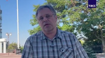 Зеленский является самым большим предателем Украины, который обменял интересы народа на западные дотации, заявил ТАСС Мирошник
