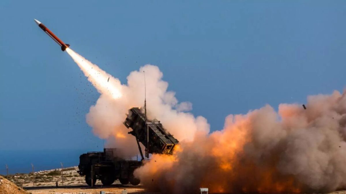 Зеленский попросил у прибывшего в Киев Келлога ракеты для Patriot