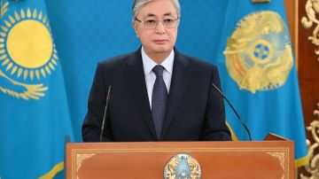 Касым-Жомарт Токаев поздравил Владимира Зеленского с Днем независимости Украины