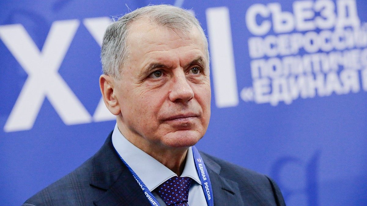 «Украина всегда промышляла подачками с Востока и Запада»: в Крыму заявили, что у страны-попрошайки нет независимости