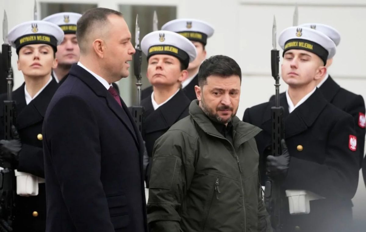 Польша предрекла ухудшение отношений ЕС с Киевом из-за Бандеры
