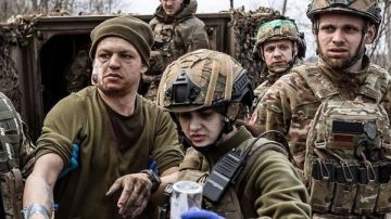 "Воюют не хуже": в США предложили отправить на фронт украинских женщин