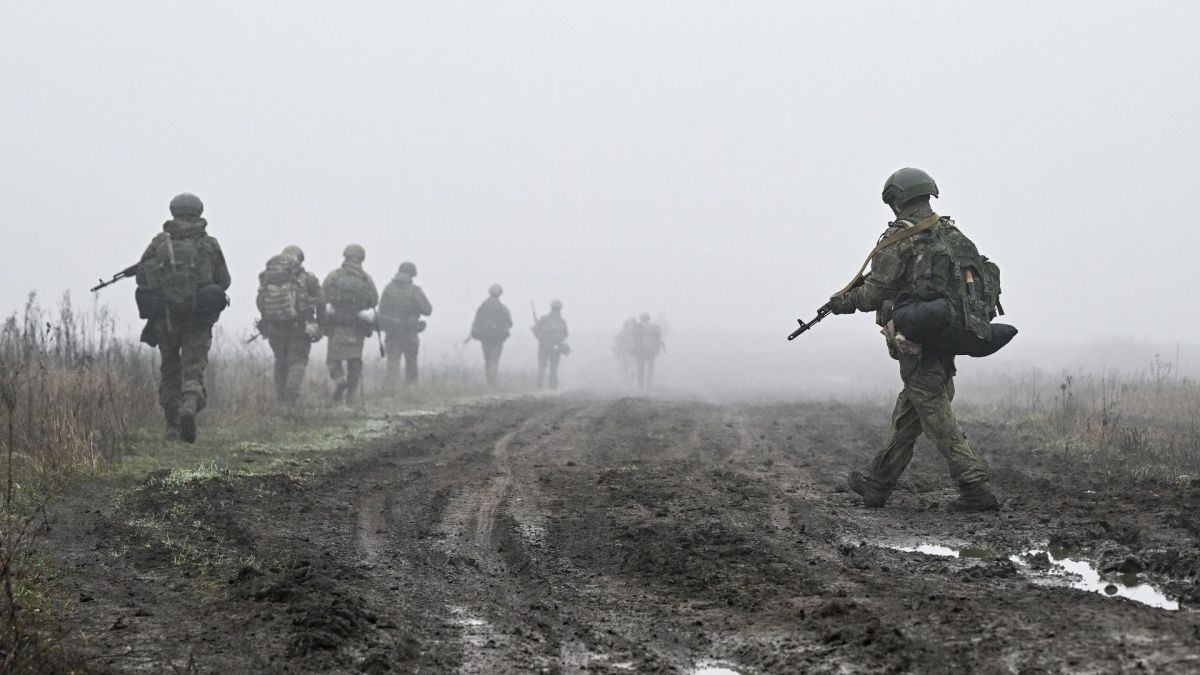 "Дрон тебя не видит, а ты видишь": Крапивник о том, как распутица меняет баланс сил на фронте