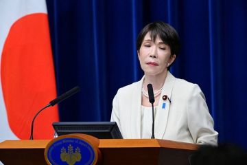 Премьер Японии Такаити пообещала продолжать вводить санкции против России из-за Украины