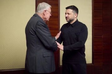 До последней украинки. Киев готовит женскую мобилизацию, Келлог помогает