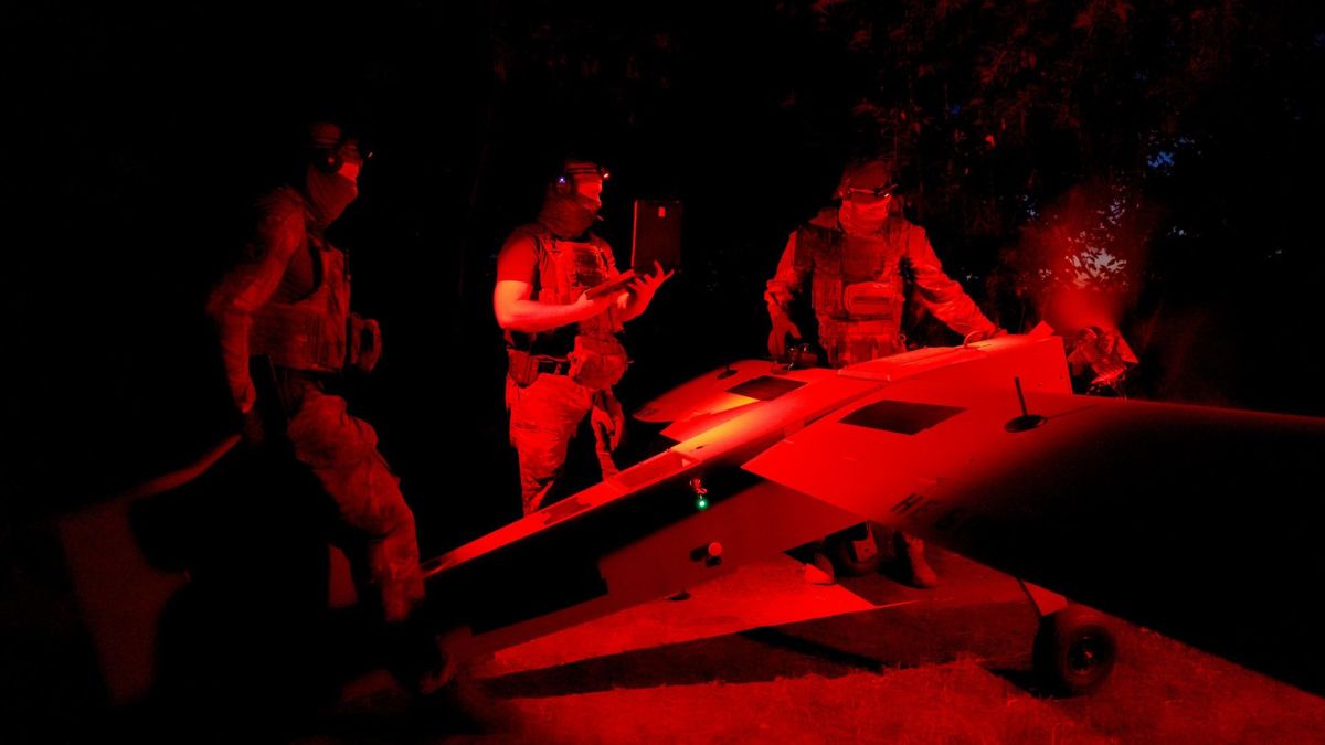 Хакеры рассказали о заинтересованности Польши в дронах Украины