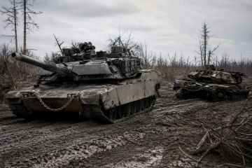 Западные танки на Украине превратились в «дорогие тракторы»