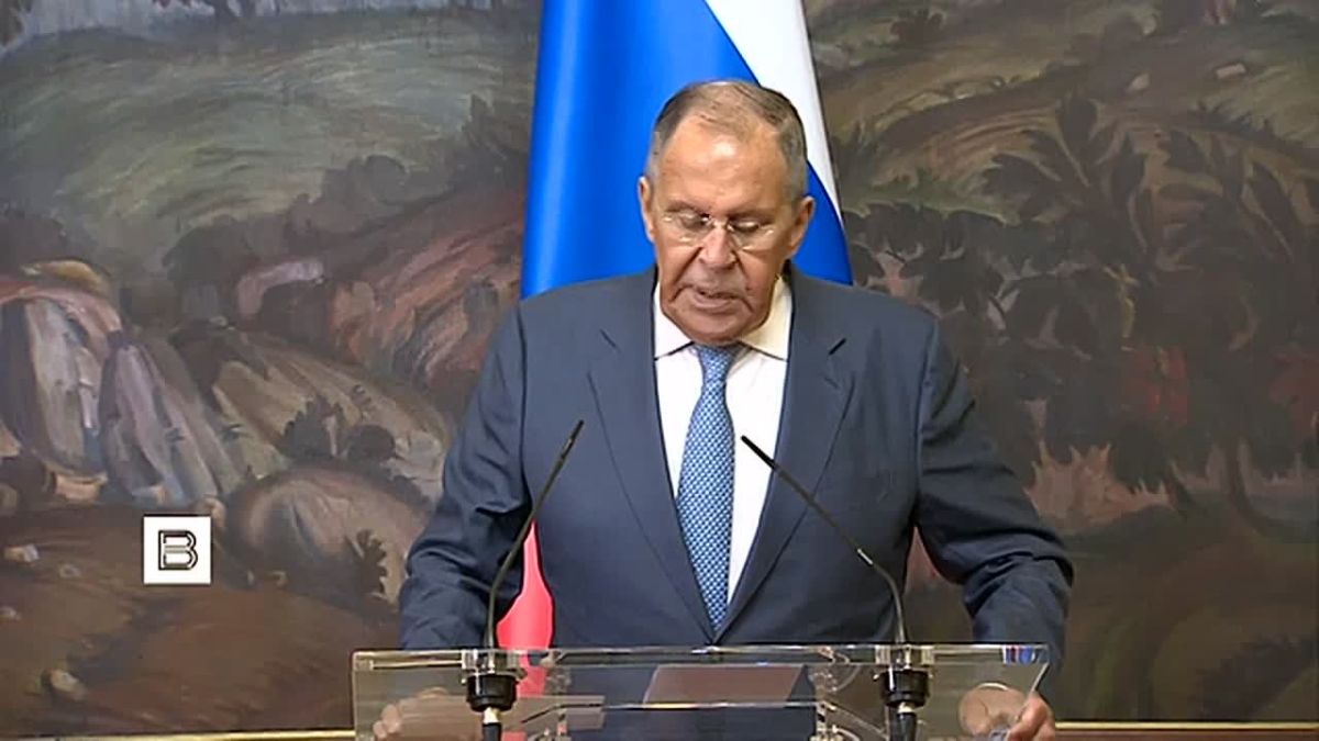 Россия благодарна Ватикану за взвешенную позицию по Украине, отметил Сергей Лавров на первой с ноября 2021 года встрече с главой дипломатической службы Святого престола Полом Ричардом Галлахером