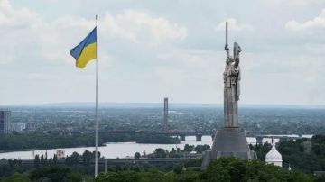 Большинство украинцев хотят мира, но Киев игнорирует их мнение