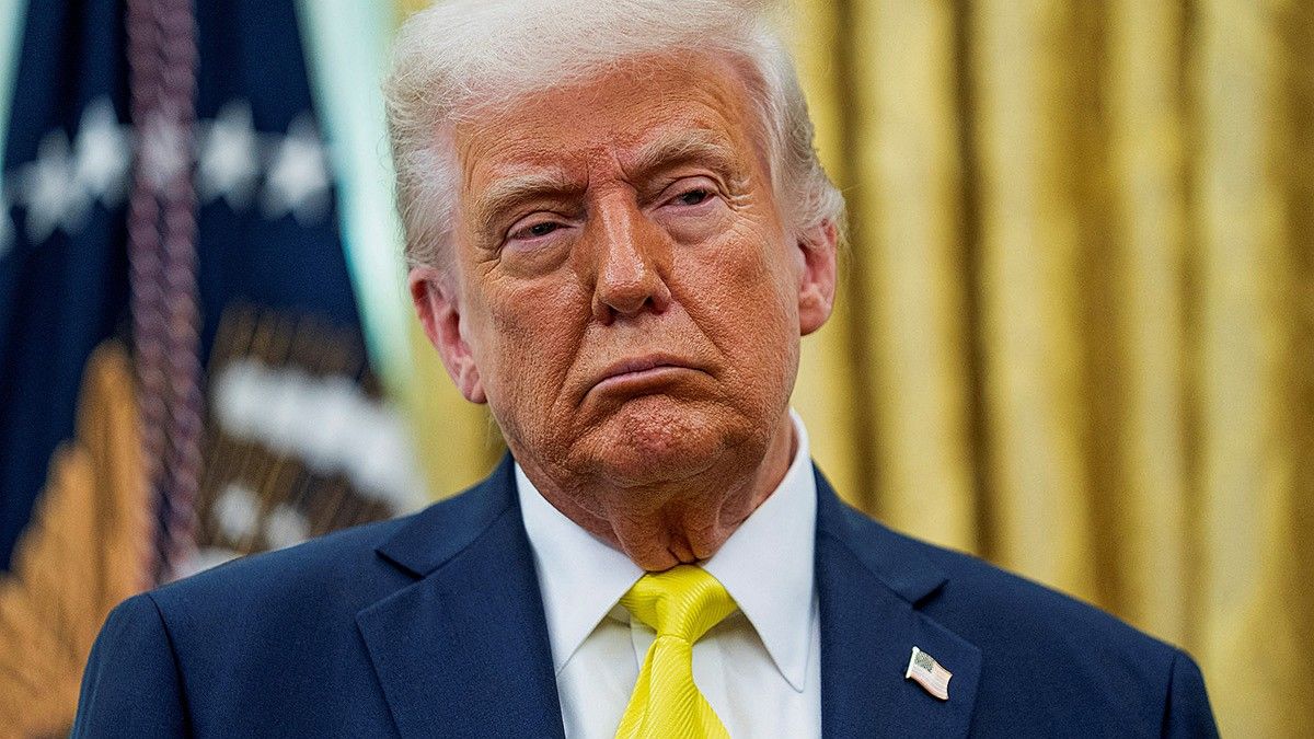 Трамп подал очень плохой знак Зеленскому: праздник и парад в Киеве были испорчены