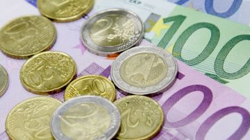 Кому достанутся миллиарды? ЕС снова позарился на замороженные российские деньги