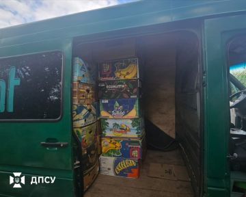 "Теперь Банановыыый". На Украине раскрыли схему вывоза уклонистов в ящиках из-под бананов