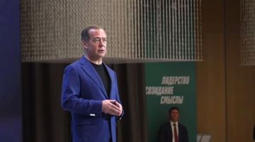 Никаких планов мобилизации в нашей стране нет, заявил зампред Совбеза РФ Дмитрий Медведев