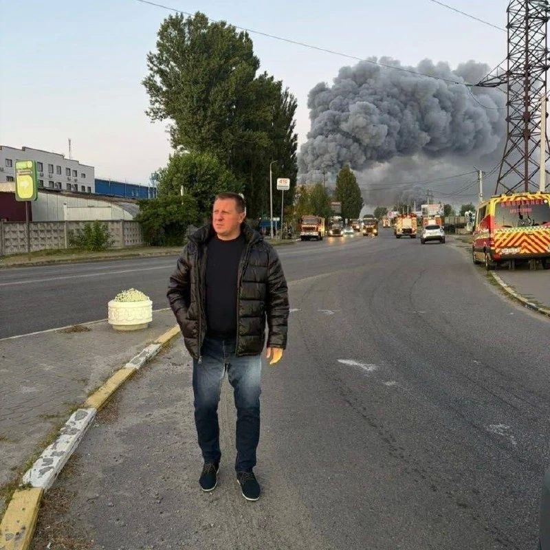 В Святопетровском под Киевом прилет по складам "Новой почты"
