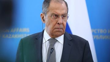 Лавров заявил о растущем в мире раздражении поведением Зеленского
