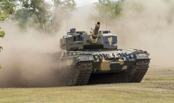 Литва отправила Киеву отремонтированные танки Leopard 2