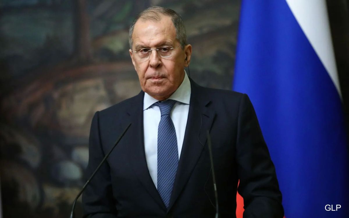 Глава дипломатии Ватикана Пол Галлахер в разговоре с Сергеем Лавровым признал, что на Украине "нехорошо" обстоят дела с соблюдением религиозных прав граждан