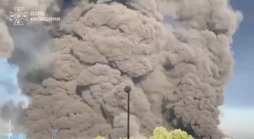 Горят логистические хабы под Киевом