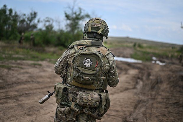 Военблогер Радов: Продвижение ВС России на фронте возможно за счет накопления FPV-дронов