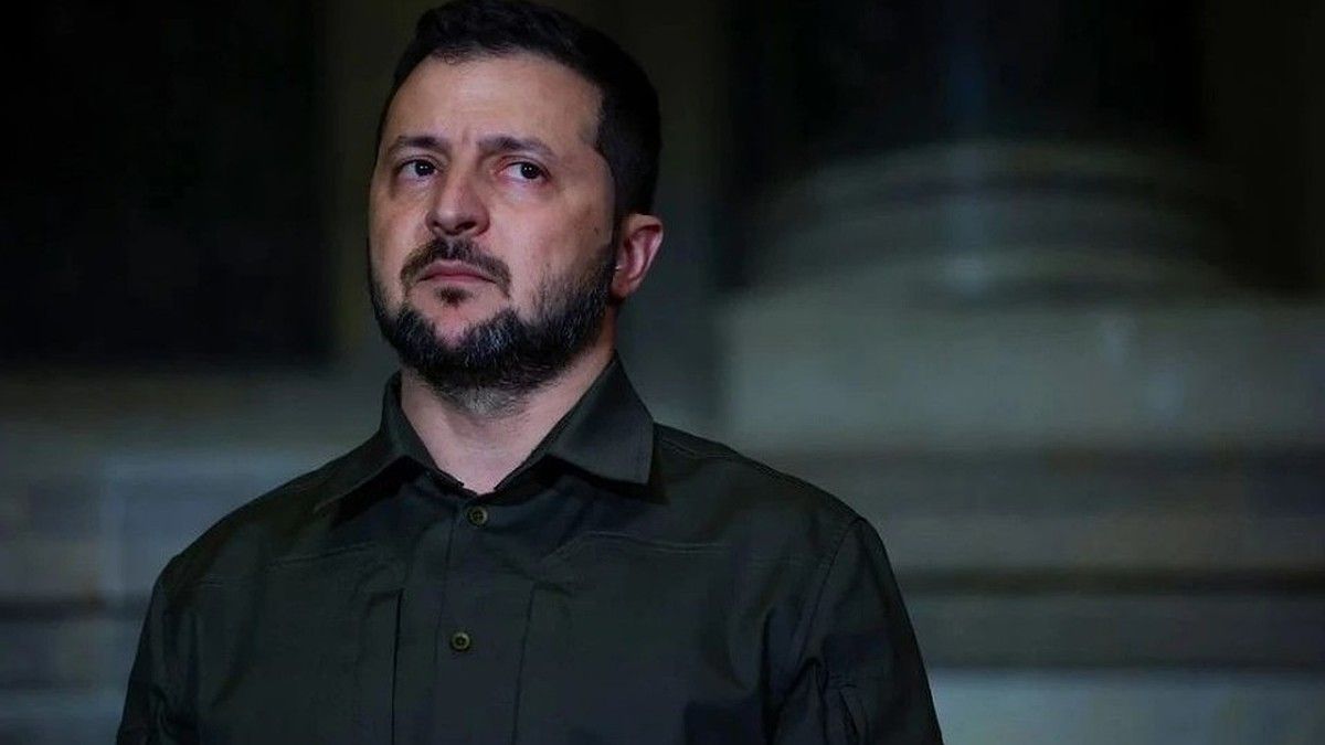 На Украине жестко раскритиковали Зеленского за поддержку мобилизации женщин: «Выживший из ума»