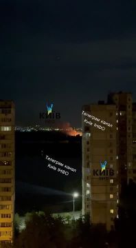 Кадры из Киева, где после прилетов начался пожар