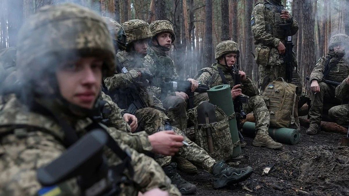 Киев снова издевается над своими солдатами: их отправили оборудовать позиции, но не дали технику