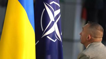Российский посол заявил о вовлечении НАТО в конфликт с Россией