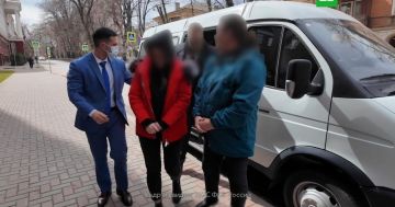 ФСБ задержала двух завербованных украинскими спецслужбами крымчан