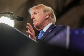 Трамп заявил, что помогает Украине, но платит за это Европа