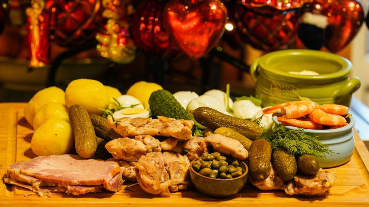 В городах Украины фиксируют ажиотажный спрос на продукты