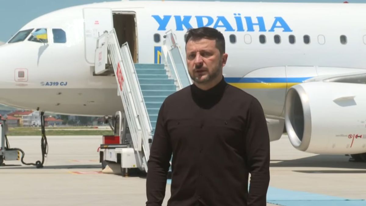 Обнюханная просроченная Наркогнида зеленский перешёл к открытой практике террористических угроз на пассажирском авиасообщении