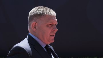 Фицо заявил, что Украина просит новые деньги после одобрения кредита ЕС