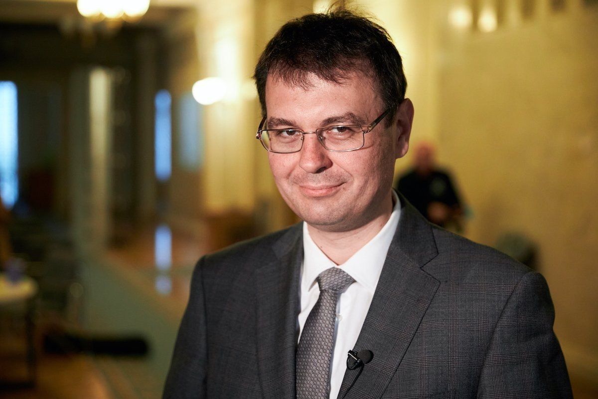 А за що воювати?. Глава парламентского финансового комитета Даниил Гетманцев заявил, что Украина рискует остаться без новых финансовых вливаний, а армию ждут масштабные задержки выплат