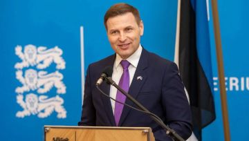 Эстонцы перевели €70 млн на снаряды для Киева и потеряли деньги с министром