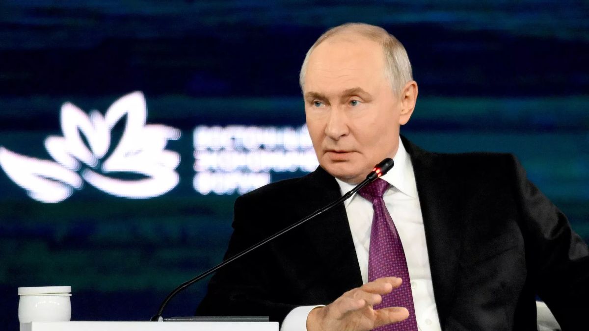 В первую очередь договориться должны Россия и Украина – Путин