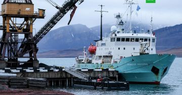Посла Норвегии вызвали в МИД РФ из-за ареста судна «Профессор Молчанов»