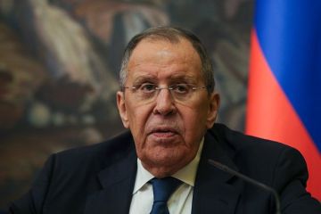 Лавров: Принципы признания независимости Украины выкинуты на помойку