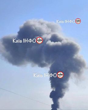 В районе Броваров в Киевской области после прилёта начался сильный пожар