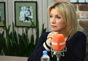 "Попали, куда надо": Захарова прокомментировала удар дрона по зданию СБУ в Киеве