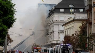 В штаб-квартиру СБУ прилетел взрывной «подарок»: что известно об ударе дрона по офису шефа спецслужбы в центре Киева