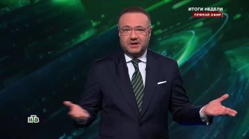 Историки долго потом будут разбирать причины погружения Украины в воронку саморазрушения